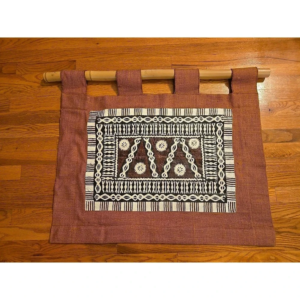 Vtg Handmade FIJI Intricate Tonga Bark Tapa Cloth Design On‎ Burlap Backing